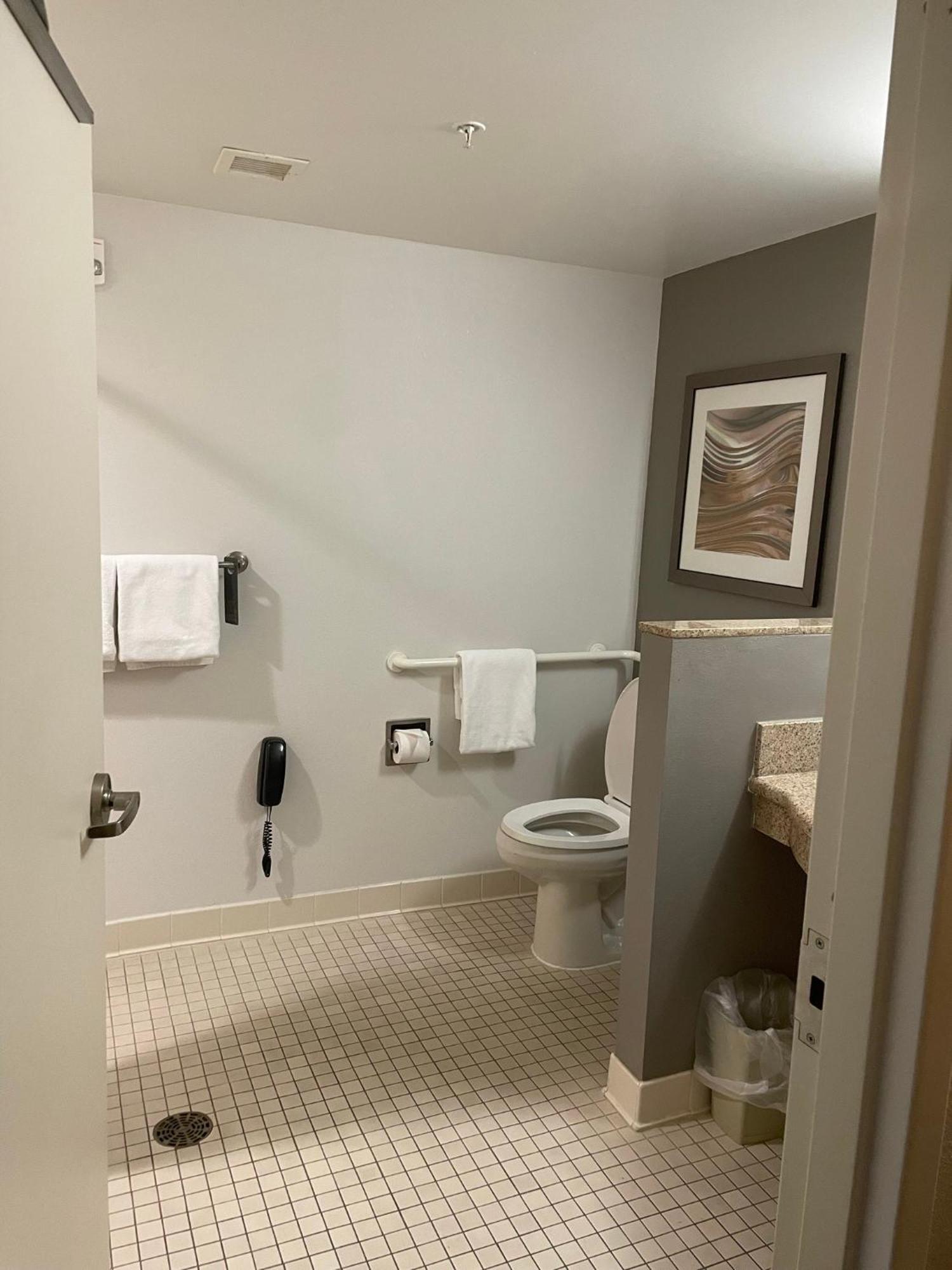 Courtyard By Marriott 3*