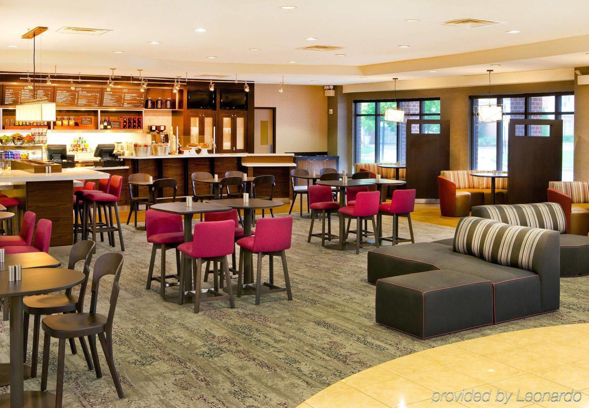 Courtyard By Marriott Hotel 3*