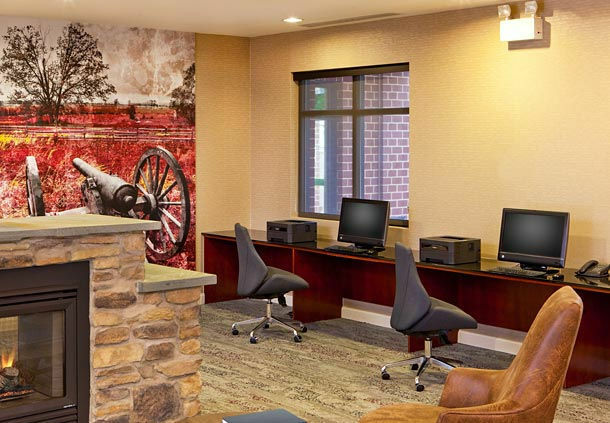 Courtyard By Marriott Hotel 3*